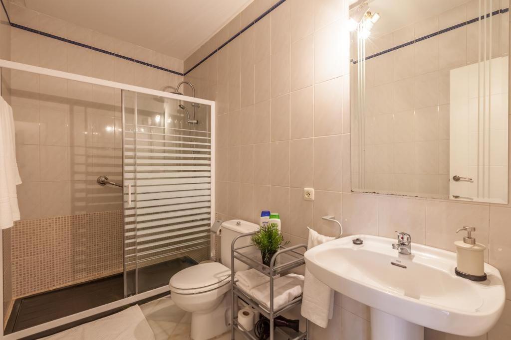 Gavidia Center Premium Suites, Free Parking Seville Exterior photo